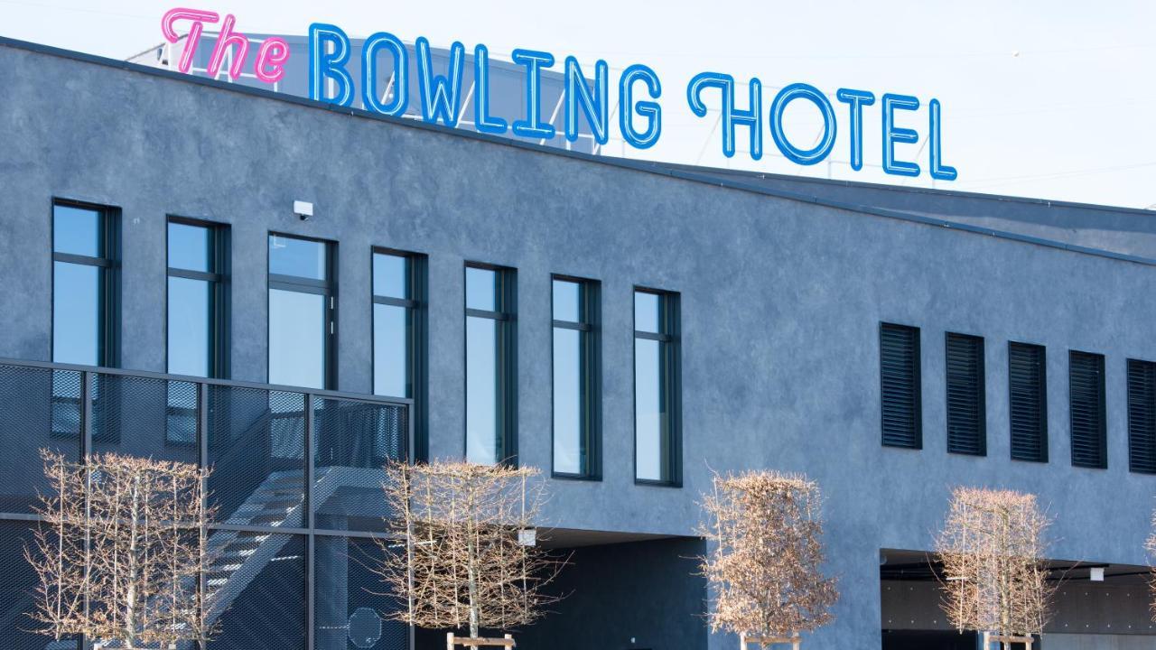The Bowling Hotel 그렌스 외부 사진